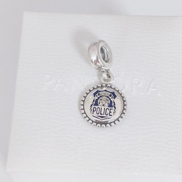 Pandora Police Badge Exclusive Charm Dangle Pendant S925 Silver with box - Picture 3 of 9